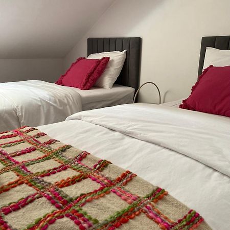 Apartament Plac Moniuszki 11 Kielce Kültér fotó
