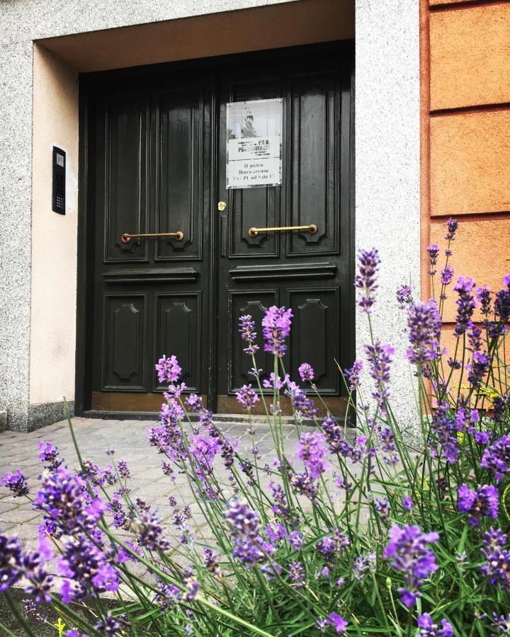 Apartament Plac Moniuszki 11 Kielce Kültér fotó