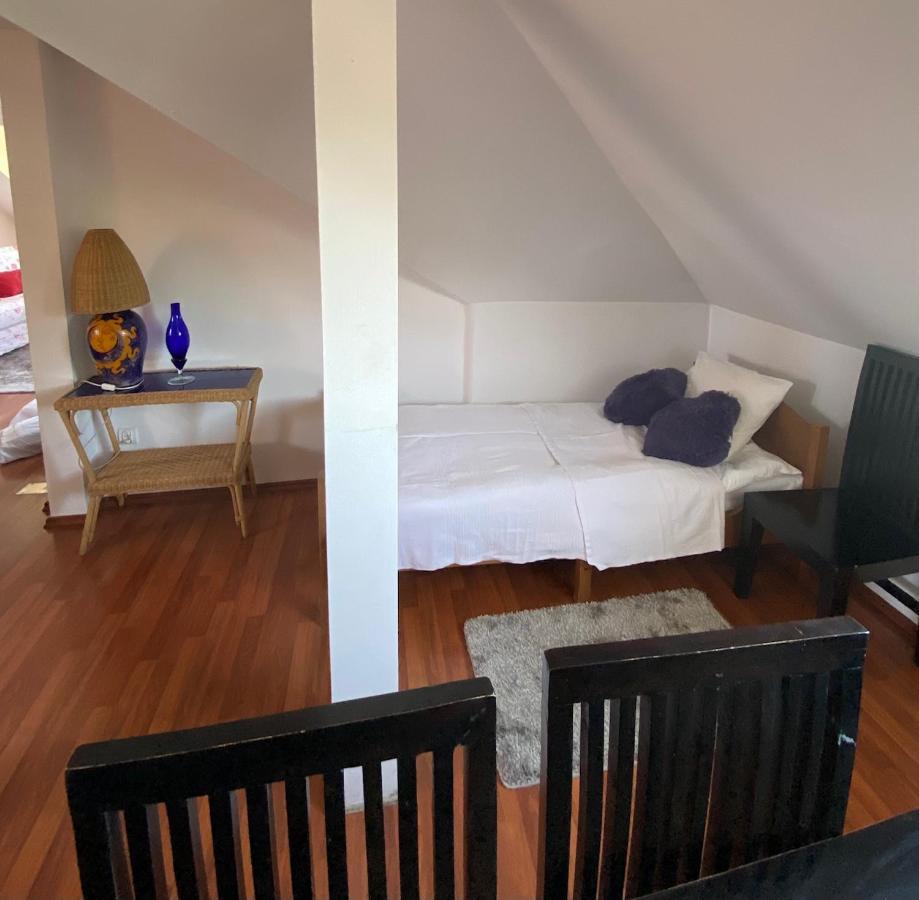 Apartament Plac Moniuszki 11 Kielce Kültér fotó