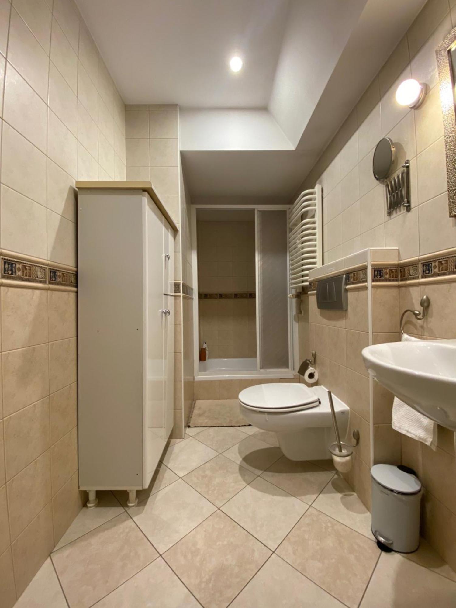 Apartament Plac Moniuszki 11 Kielce Kültér fotó